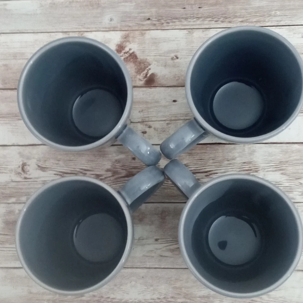 Williams Sonoma Mugs Blue Gray 12 oz set of 4